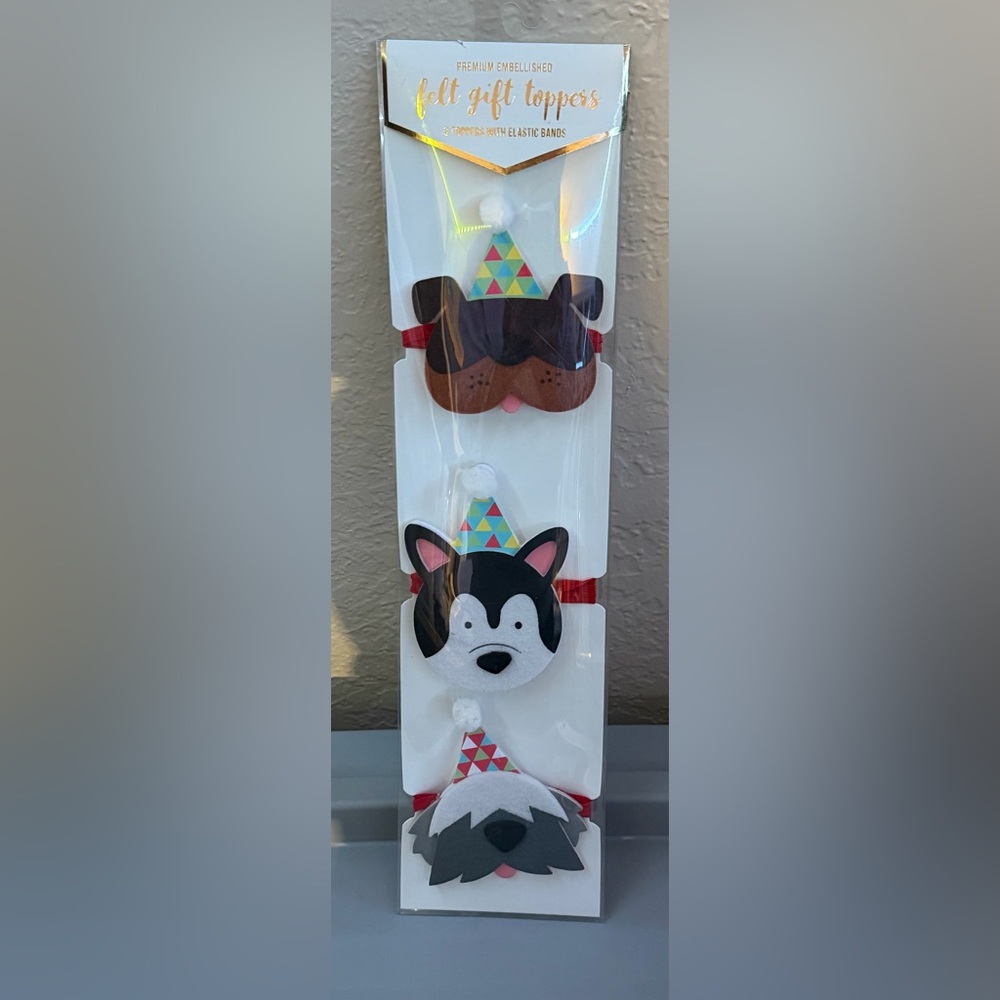 🐕 Three Felt Gift Toppers w Elastic Band, NWT